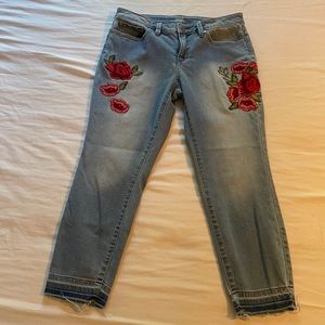A.n.a jeans with embroidered flowers. 27/6 skinny ankle